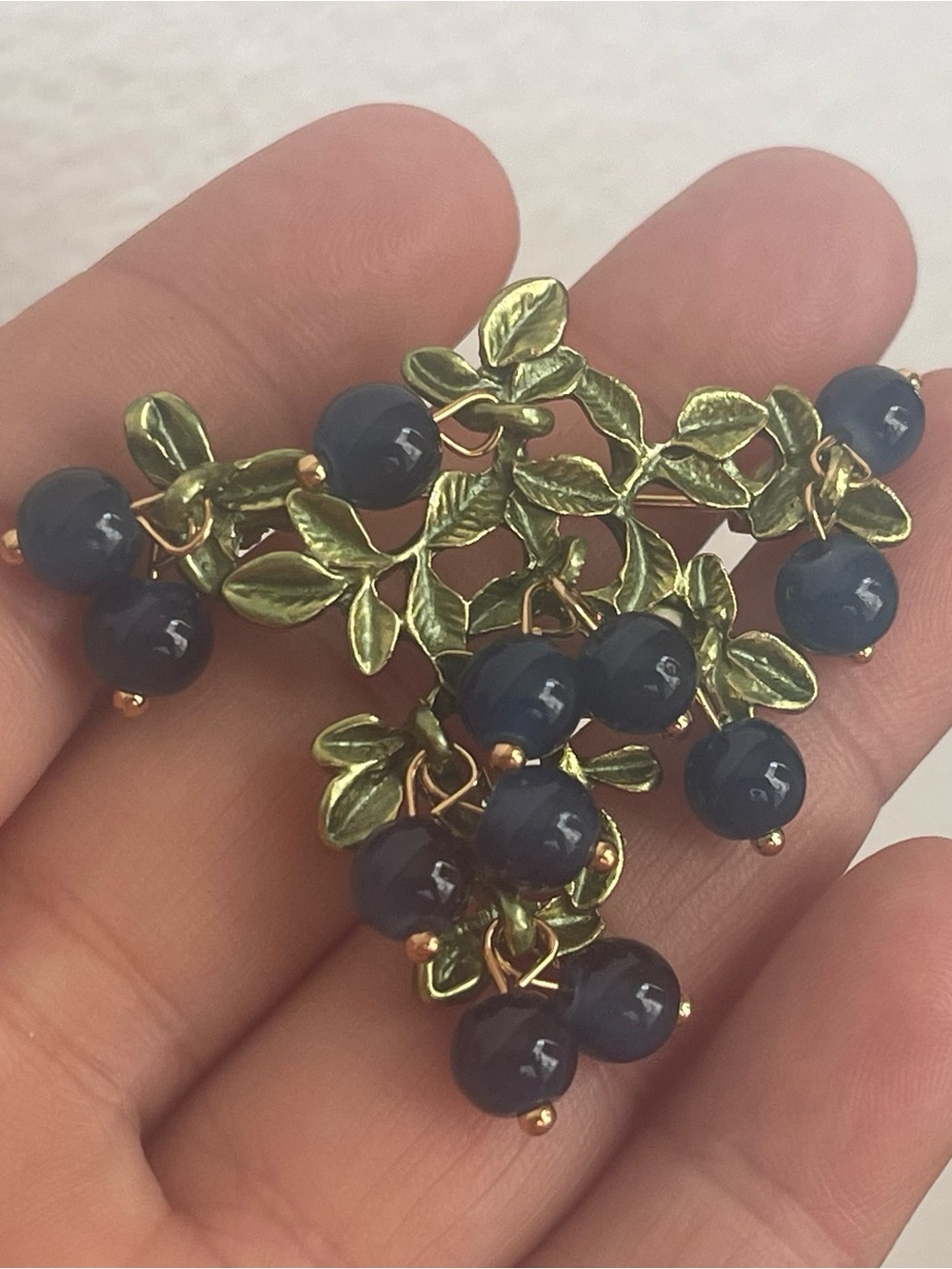 Gold-Tone Leaf  with enamel Cluster brooch " Blueberry"